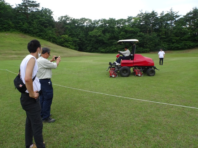 【2025東北ターフフェス】芝草管理機の最新技術が集結｜宮城県・泉国際ゴルフ倶楽部で初開催